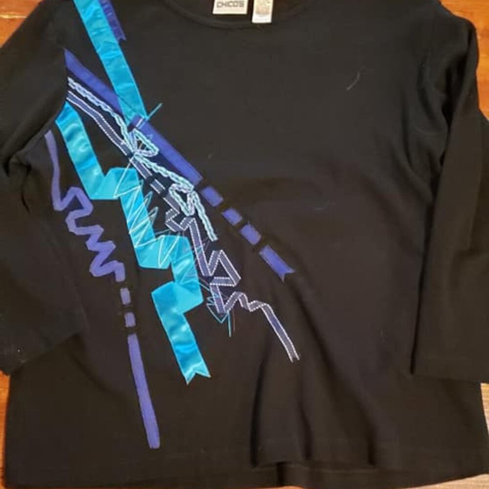 Chico's Size 3 half sleeze top